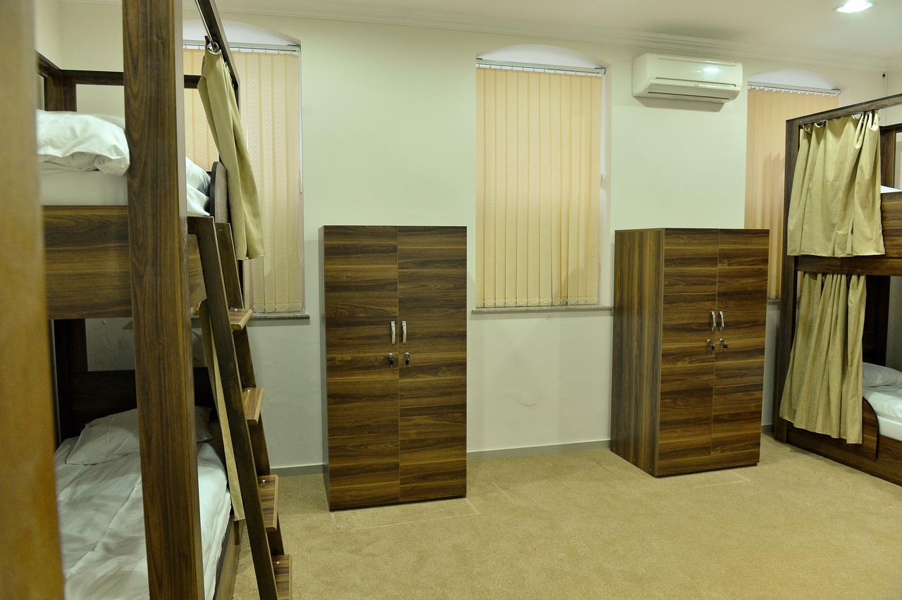 Baku Home Hostel Экстерьер фото